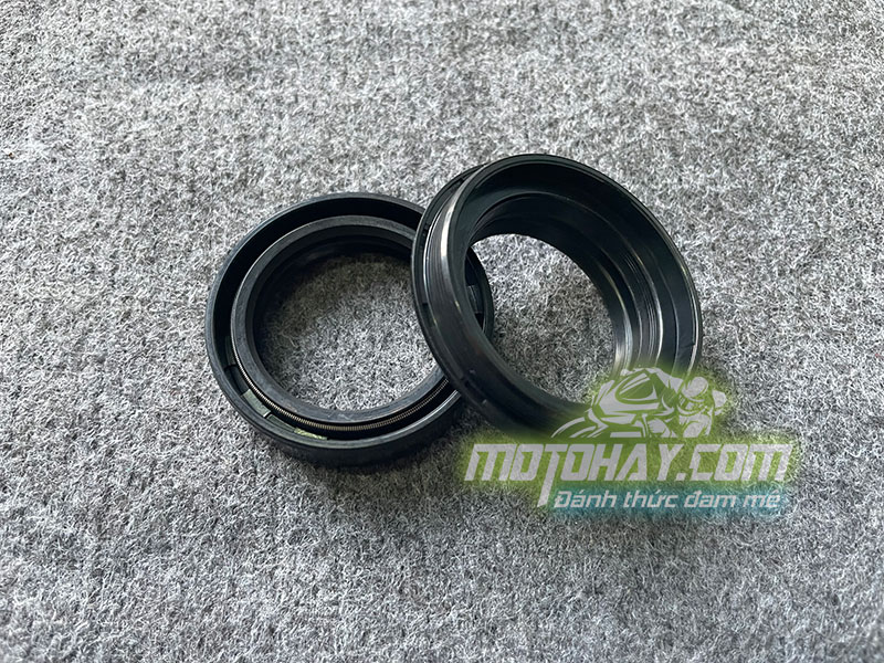 phot-giam-xoc-truoc-z300-ninja300