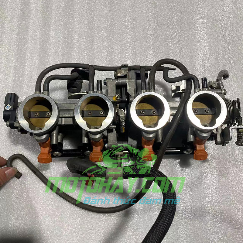 buom-ga-z1000-2010-2013