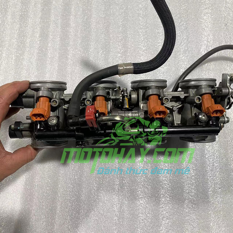 buom-ga-z1000-2010-2013